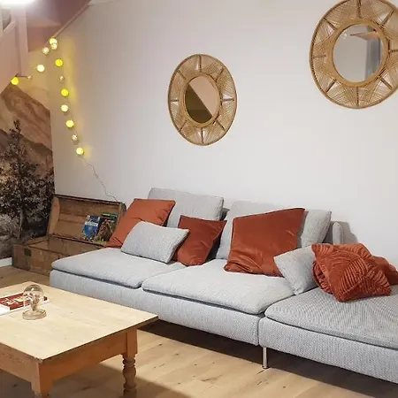 Hébergement de vacances Soon - Maison De Roots *