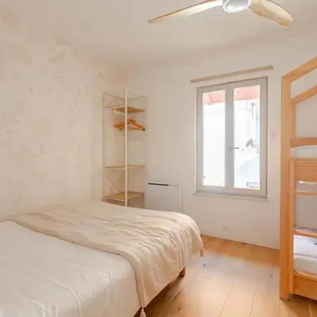 Soon - Maison De Roots *